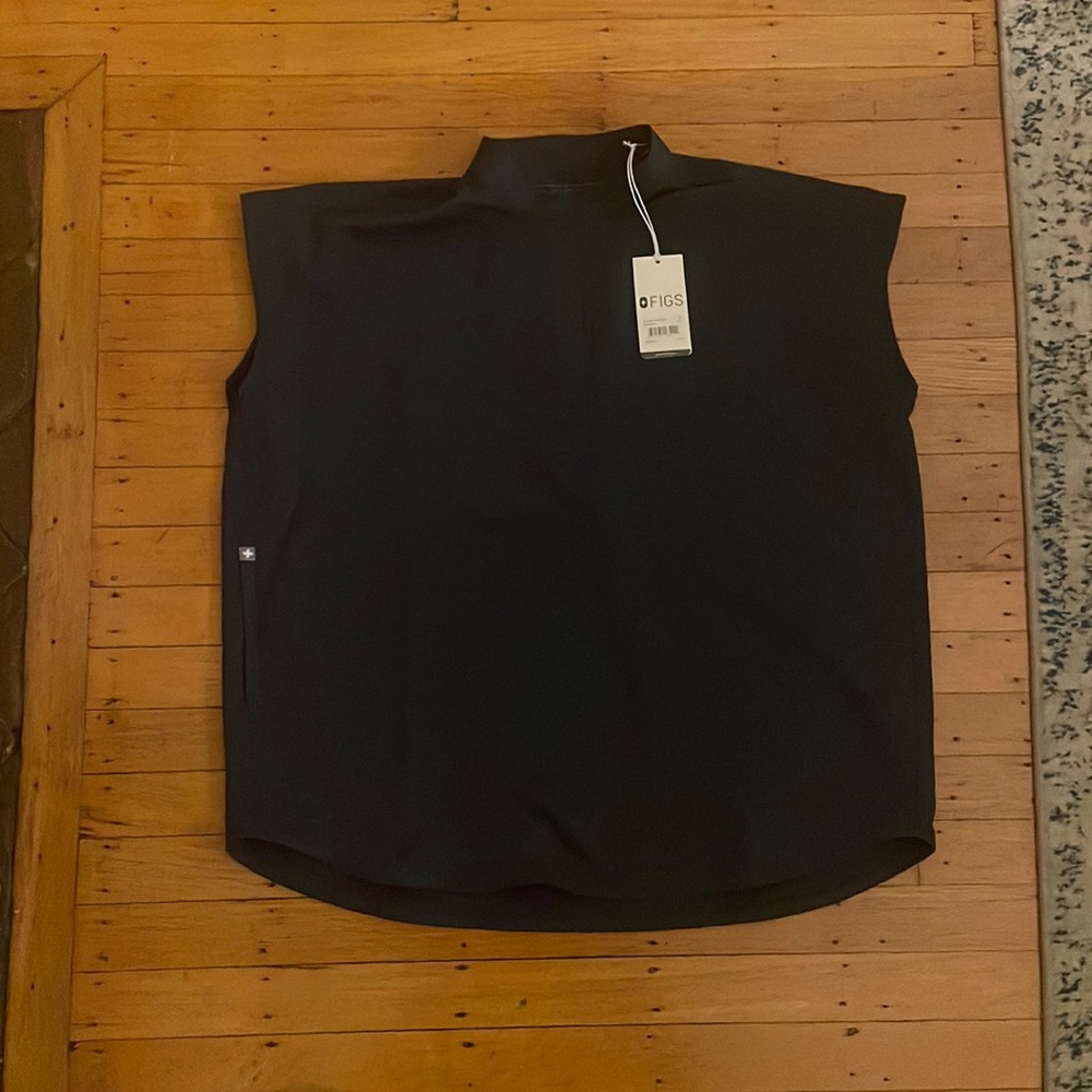 FIGS Dark Harbor small Rafaela scrub top NWT